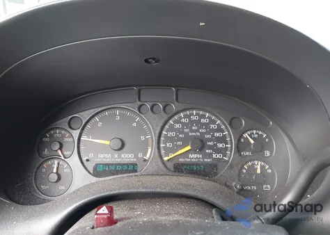 2000 Chevrolet S-10 Ls z USA, uszkodzony, nr VIN 1GCCS19W9Y8309158